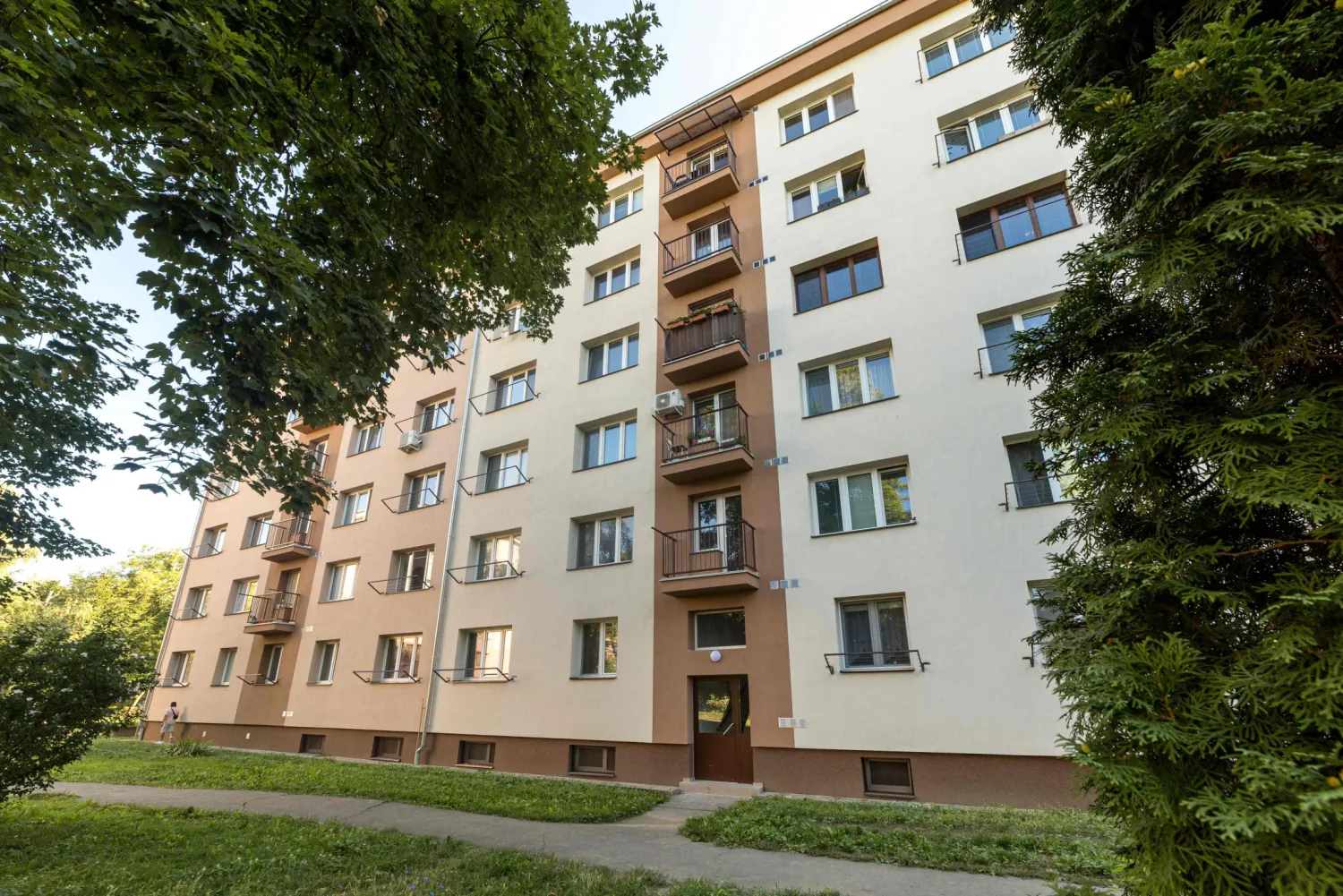 Komplexná obnova bytového domu, Skautská 1,2,3,4