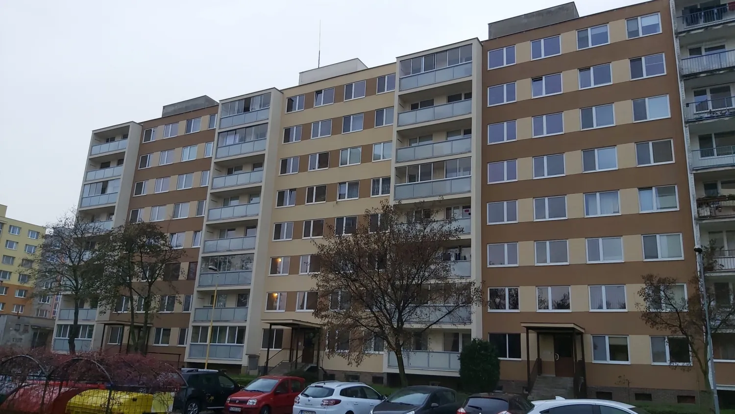 Komplexná obnova bytového domu na ulici Stálicová 14,16,18