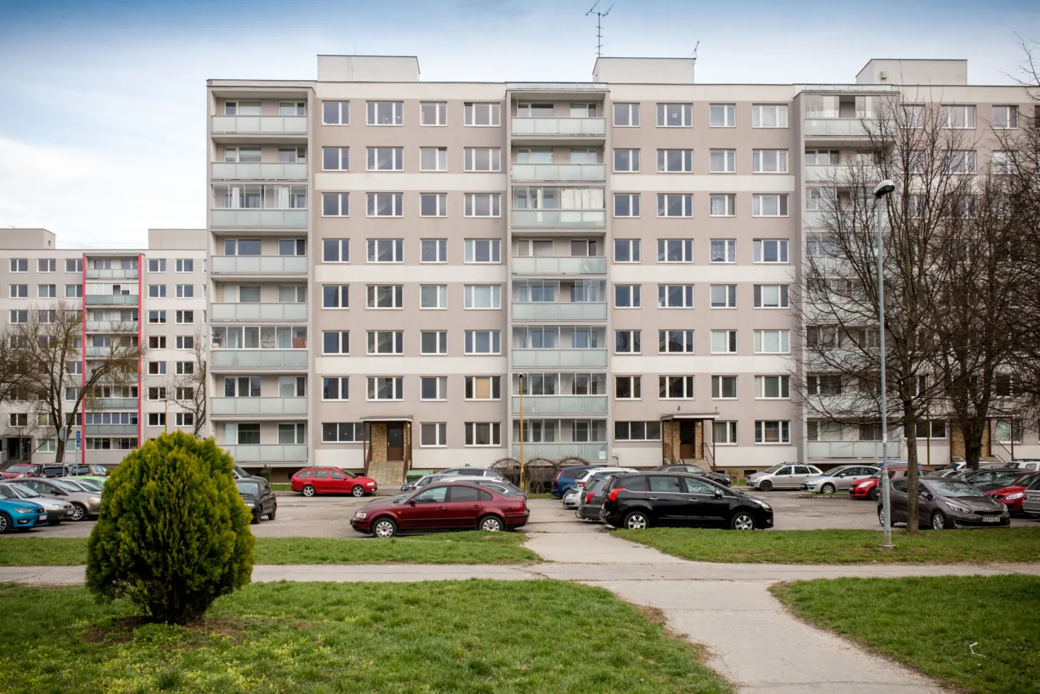 Komplexná obnova bytového domu na ulici Rovníková 4,5,6