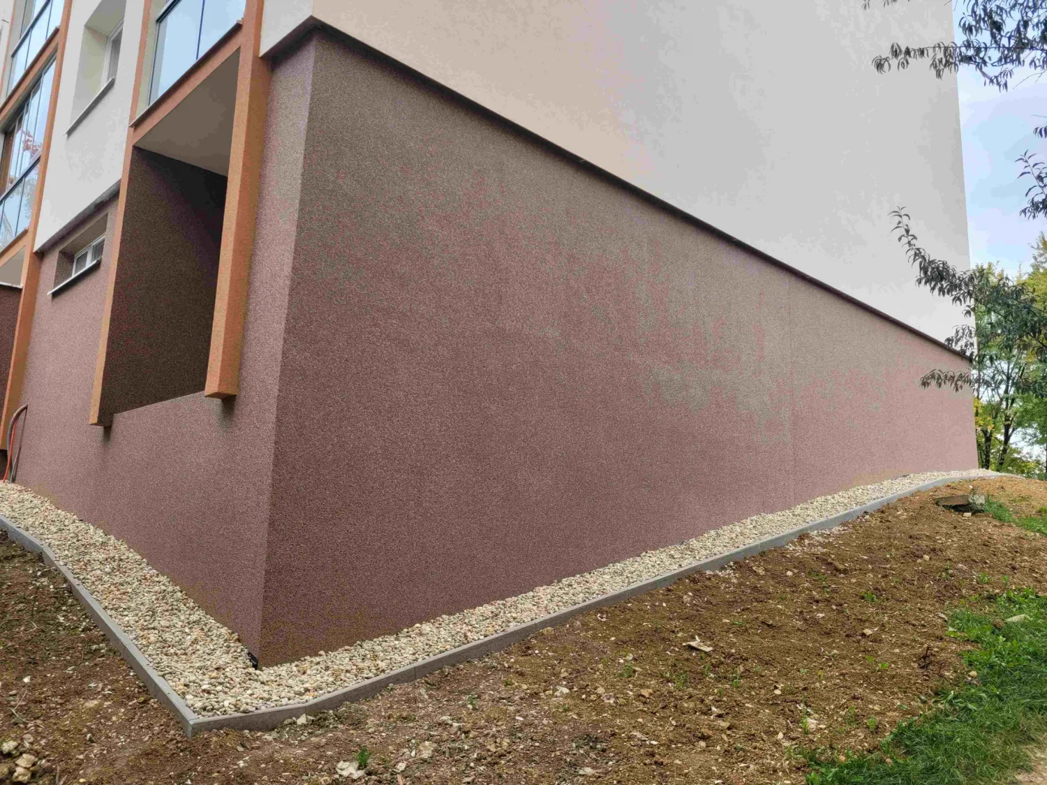 Modernizácia bytového domu Húskova 21, 23, 25