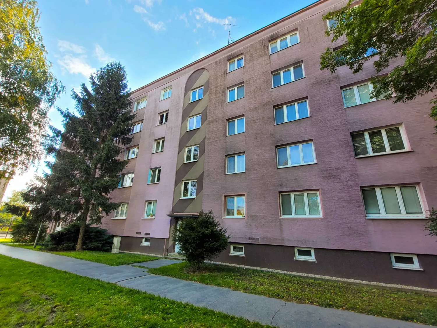 Dokončenie obnovy BD Panelová 1, 3, 5